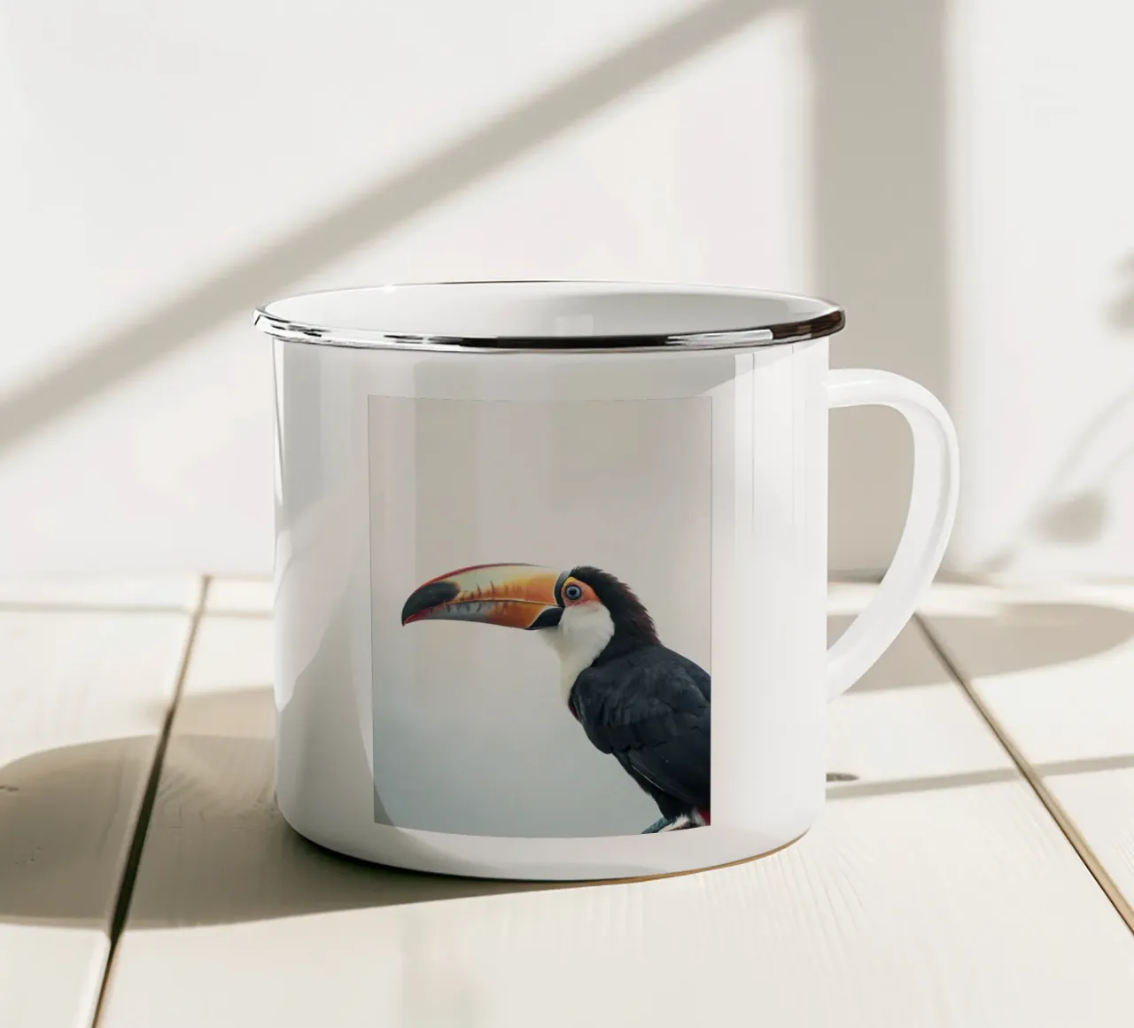 Un elegante tucano tazza in smalto da ARTVI-SHOP