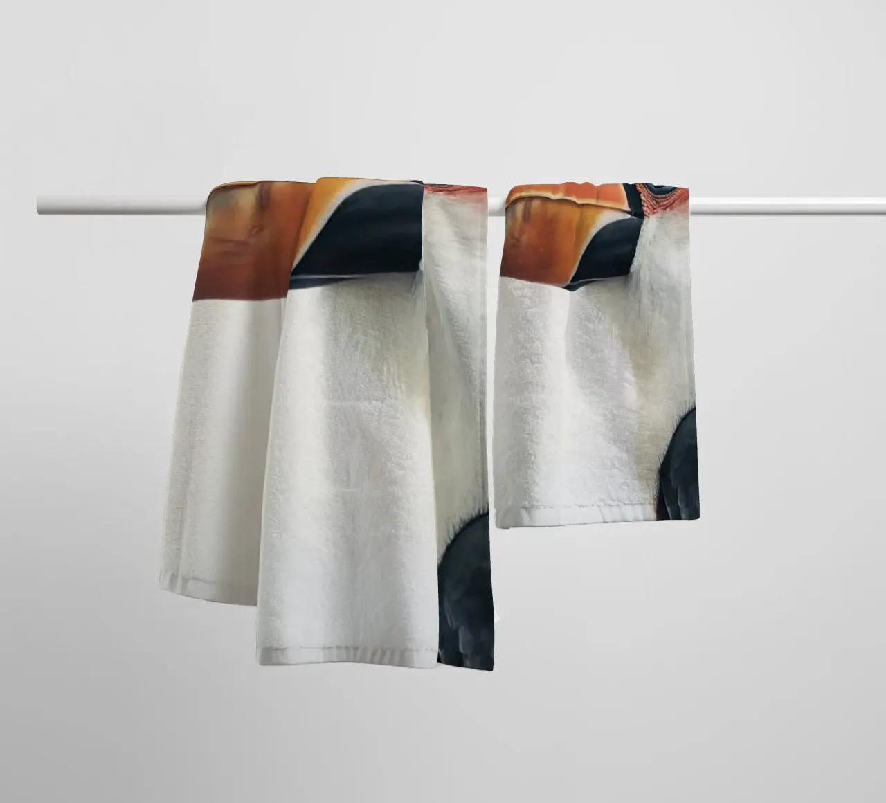 An elegant toucan towel by 🎁 ARTVI-SHOP