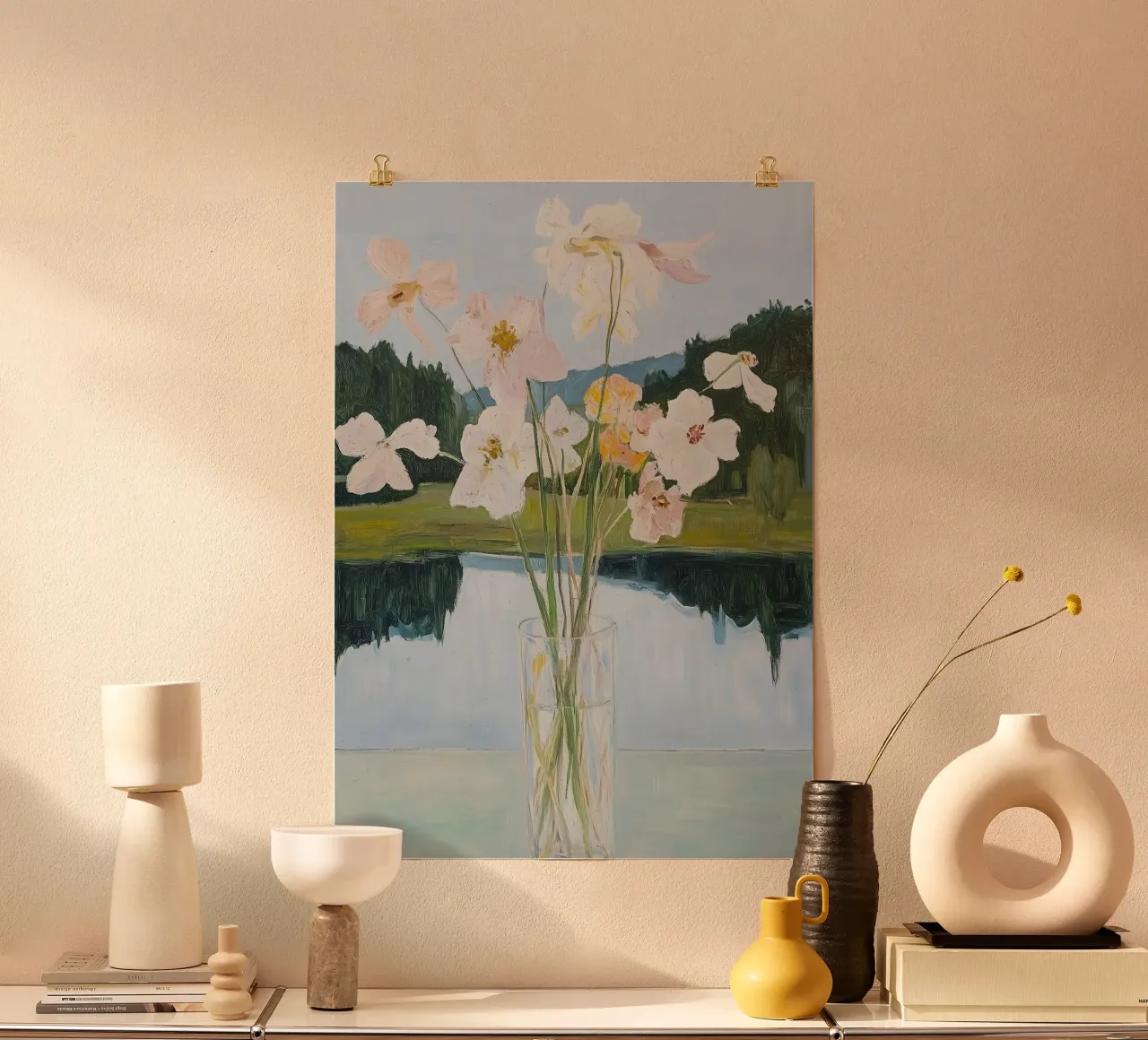 Stampe d'arte colorate astratte di fiori, poster floreale astratto poster con telaio in alluminio da Little Lila