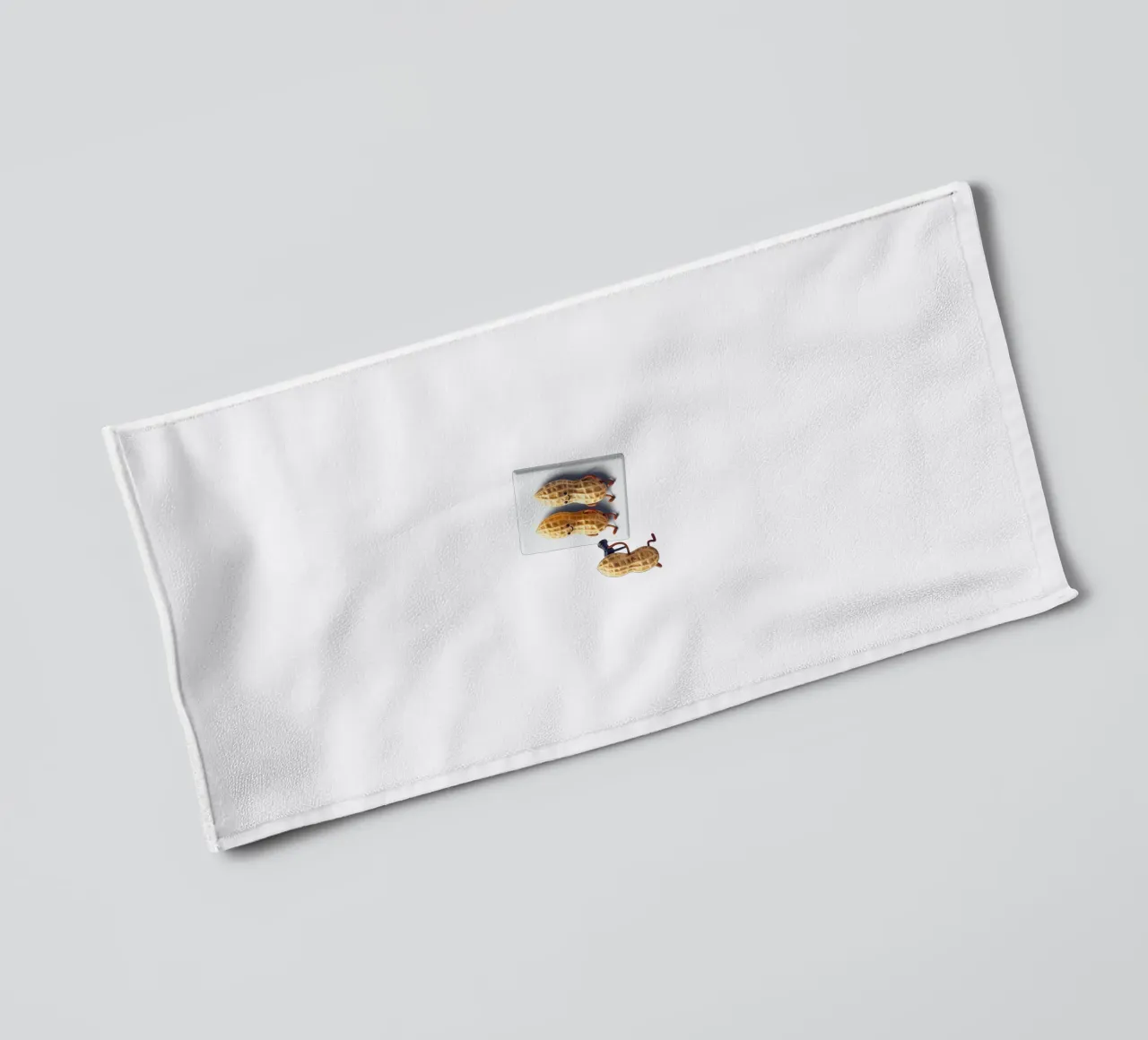 peanuts towel by 🥝 KIWI STORE