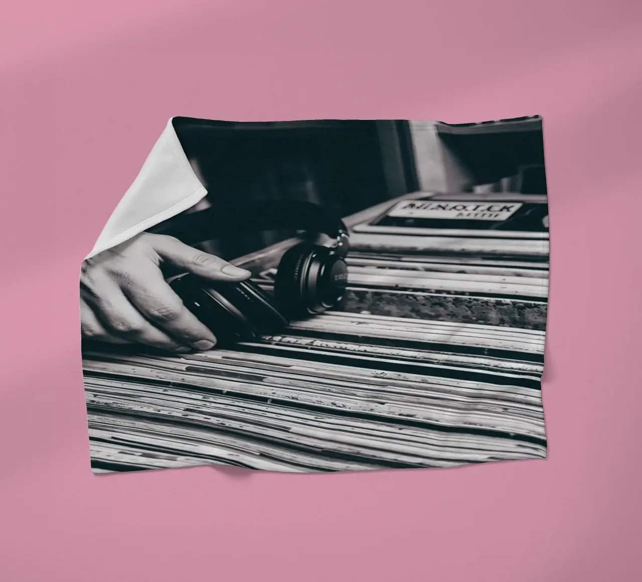 The Sound of Touch coperta in pile da BLICKPUNKT
