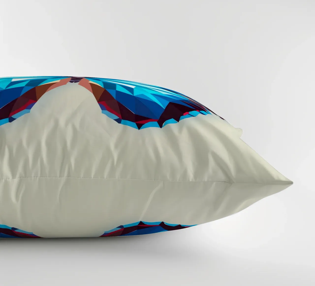 Farfalla blu - Arte geometrica di una farfalla morpho cuscino da namosh