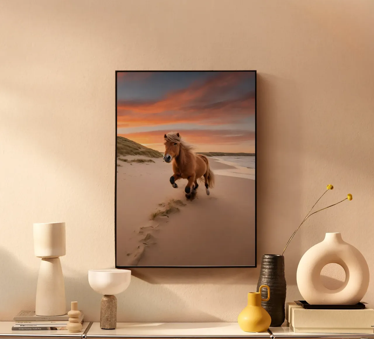 Shetty am Strand plexiglass da Poster Dreams