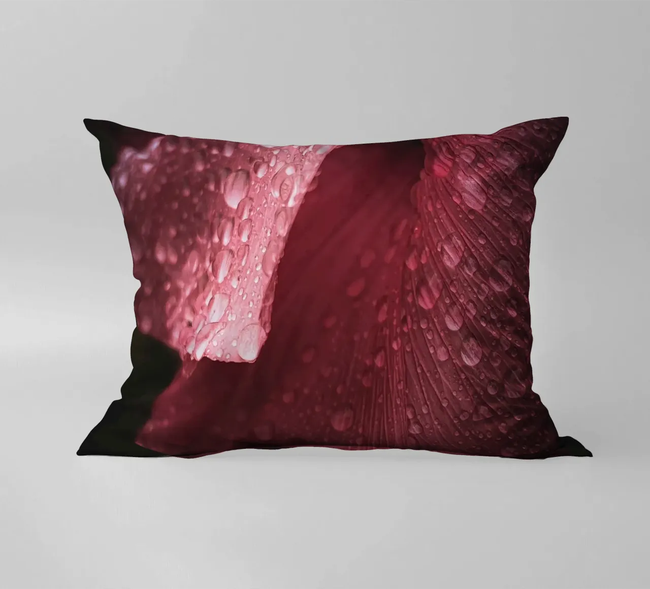 Mauve Waterdrops cuscino da flowers.and.delight