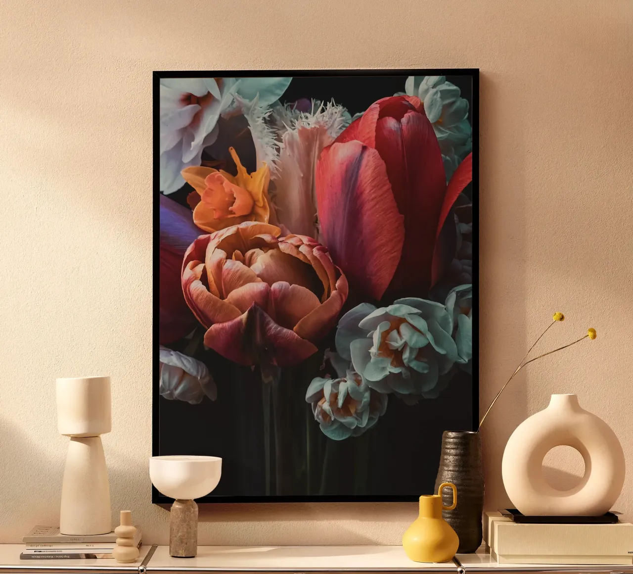 Tulip Flower Bouquet poster con telaio in plastica da flowers.and.delight