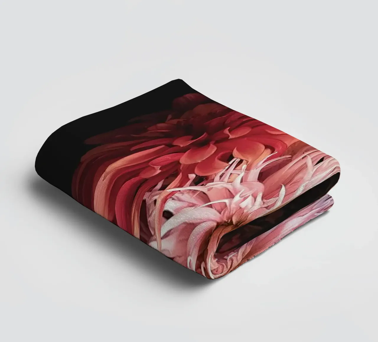 Moody Dahlia Bouquet serviette de bain de flowers.and.delight