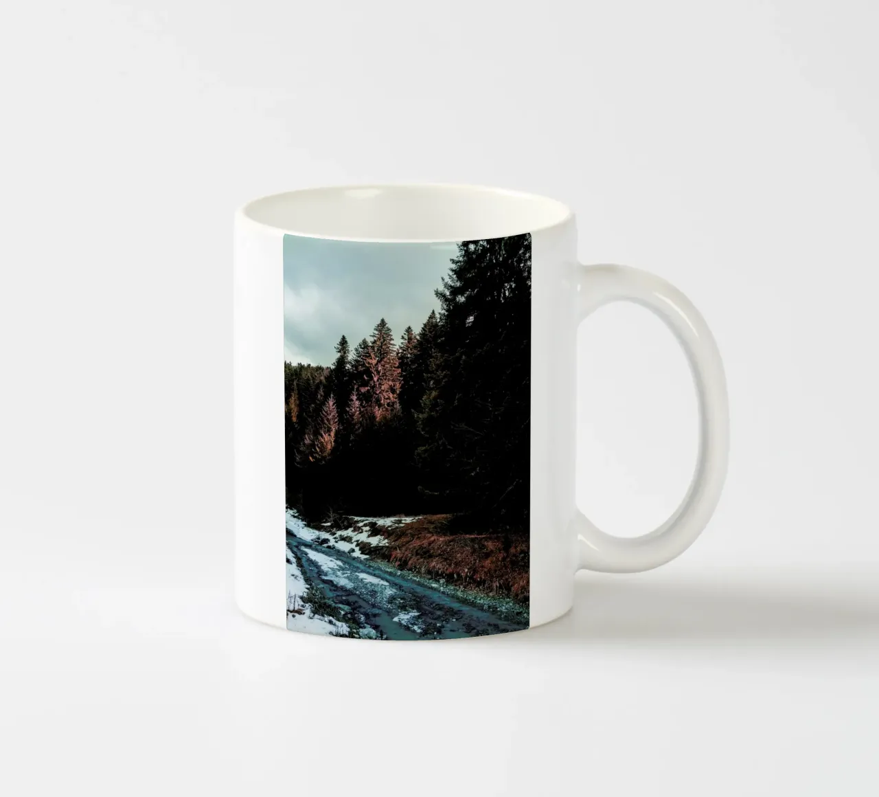 River By The Forest tazza in ceramica da Sebastian Hilgetag