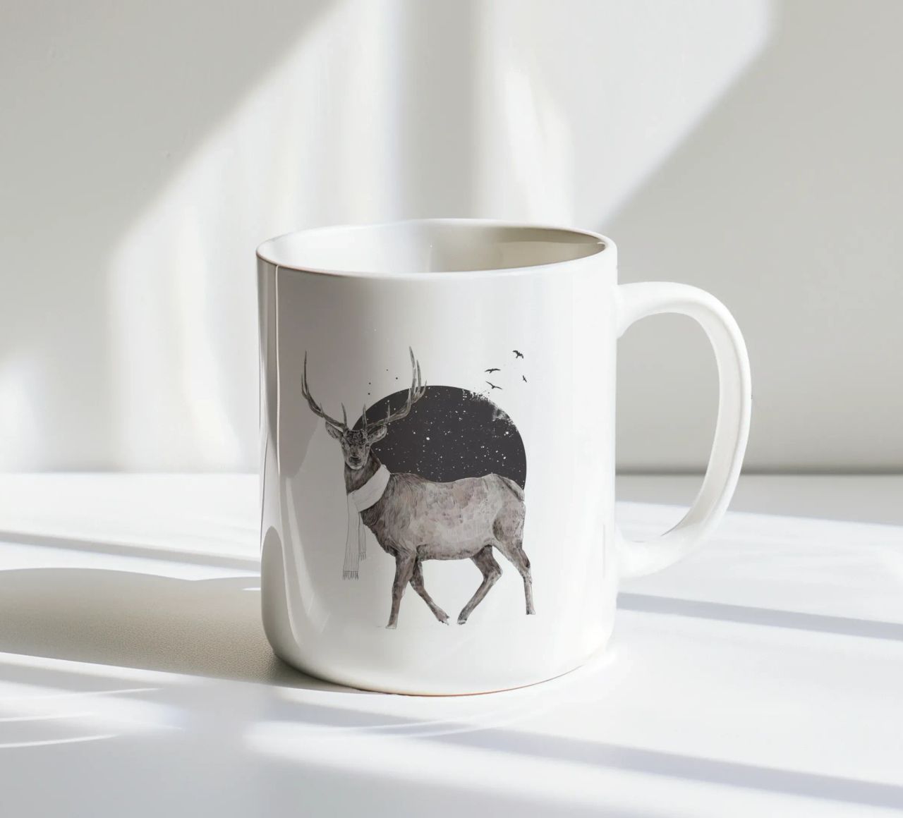 Winter Is All Around Color tazza in ceramica da Balazs Solti