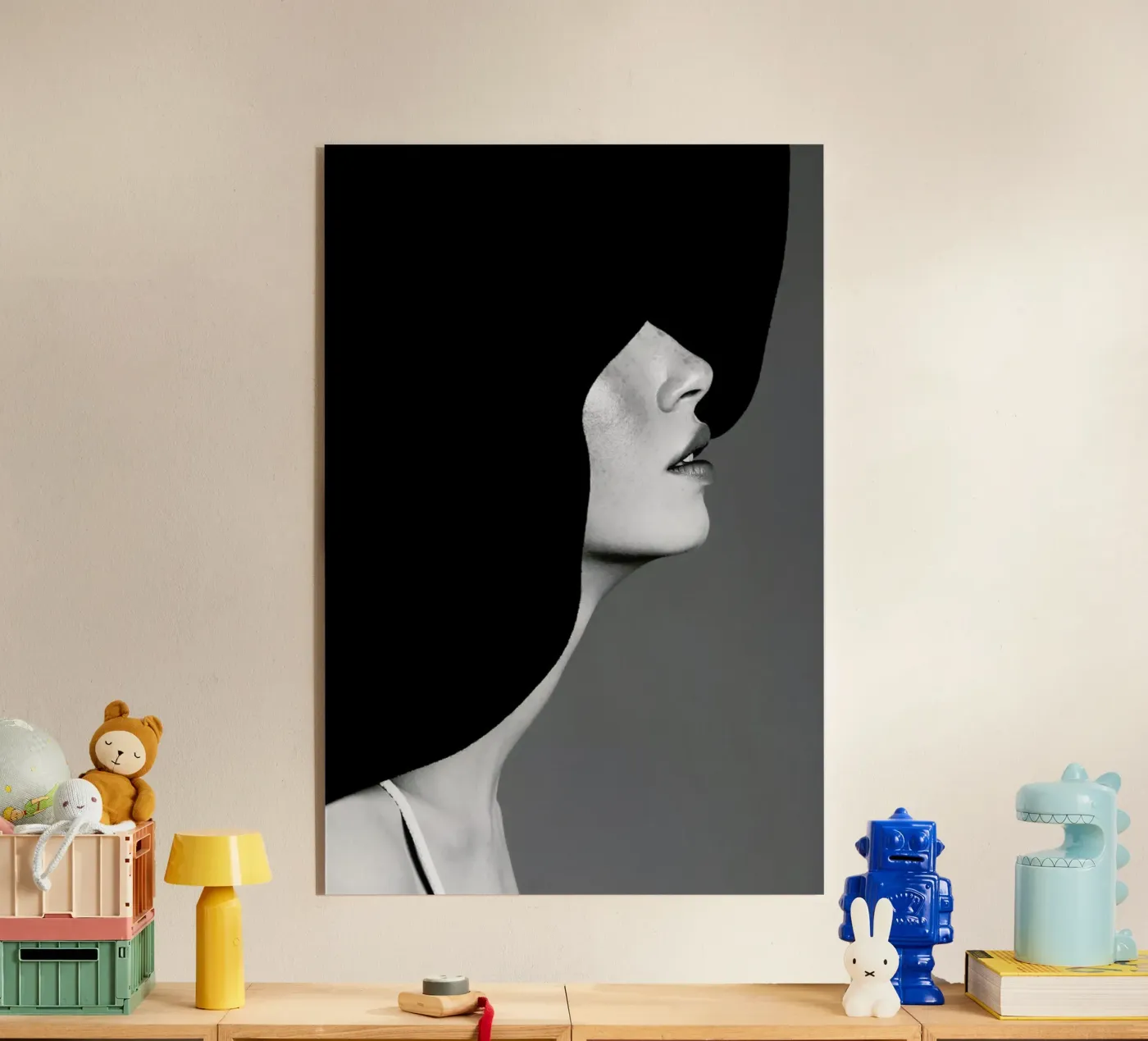 In Vogue plexiglass da Runway Collective