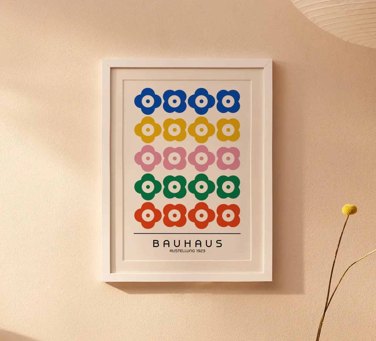 Bauhaus Ausstellung 1923 Geometric Flower Pattern Poster mit Kunststoffrahmen von NorwesClub