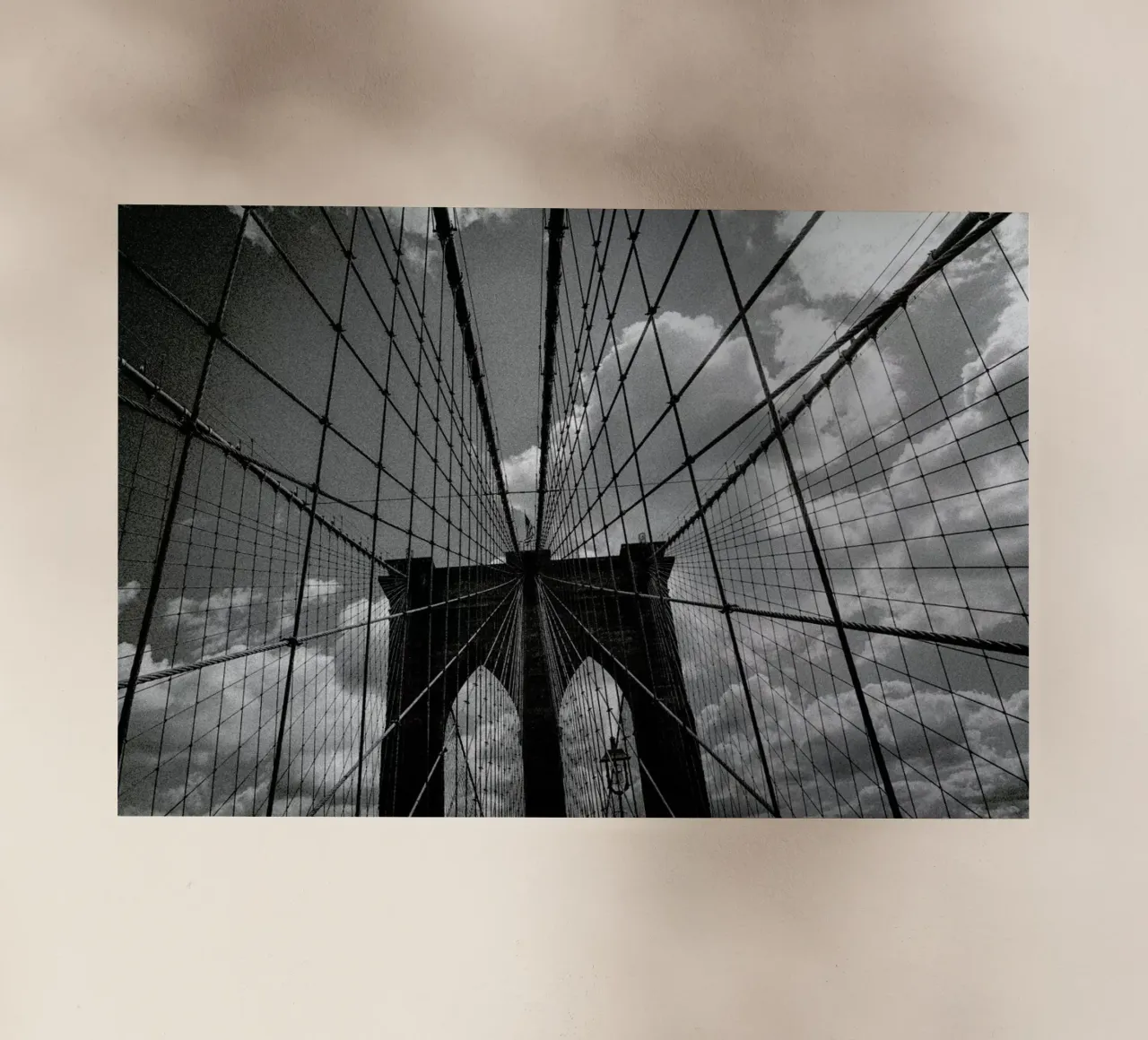 Upper Bridge pellicola backlit da Philipp Reinhard