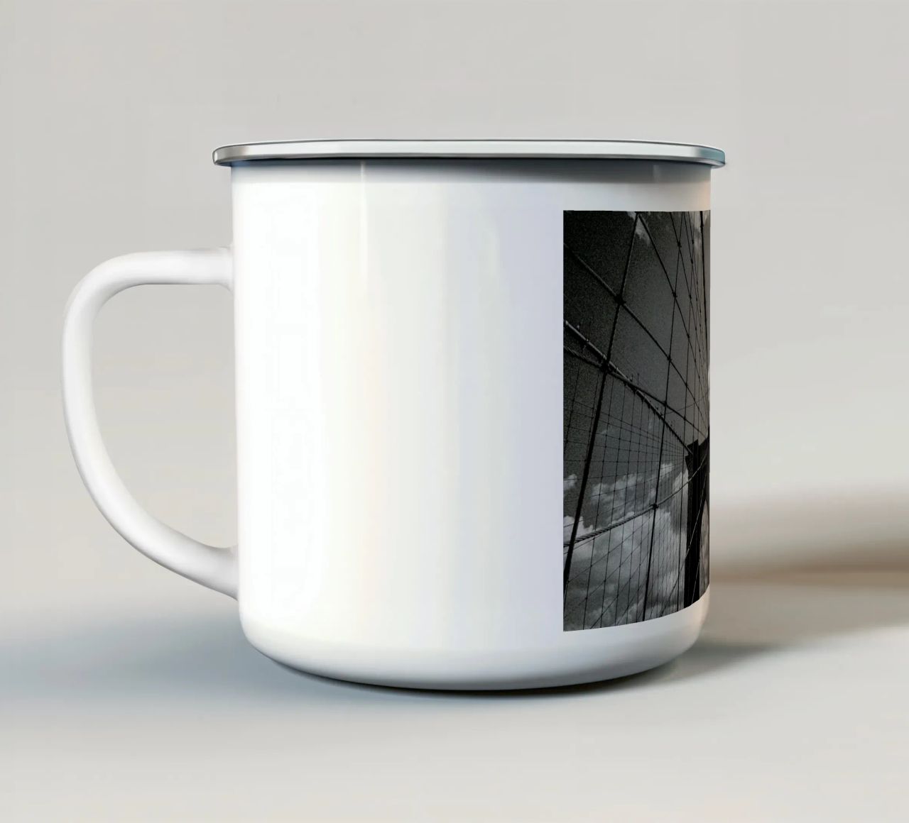 Upper Bridge tazza in smalto da Philipp Reinhard