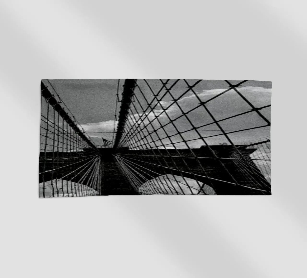 Upper Bridge Strandtuch von Philipp Reinhard