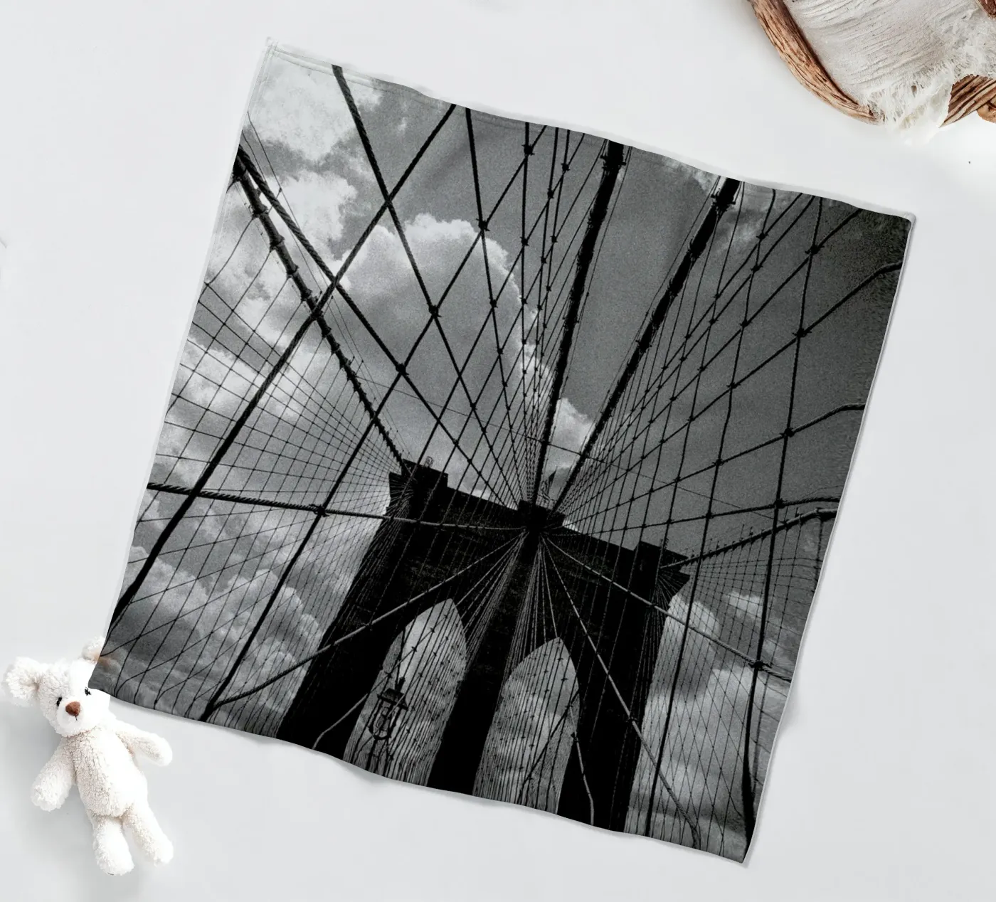 Upper Bridge Fleecedecke von Philipp Reinhard
