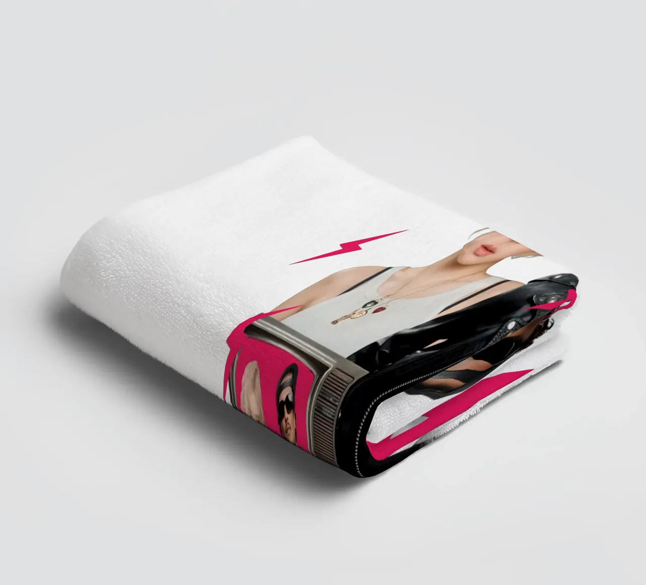 APT - Bruno And Rose asciugamano da bagno da Deepness
