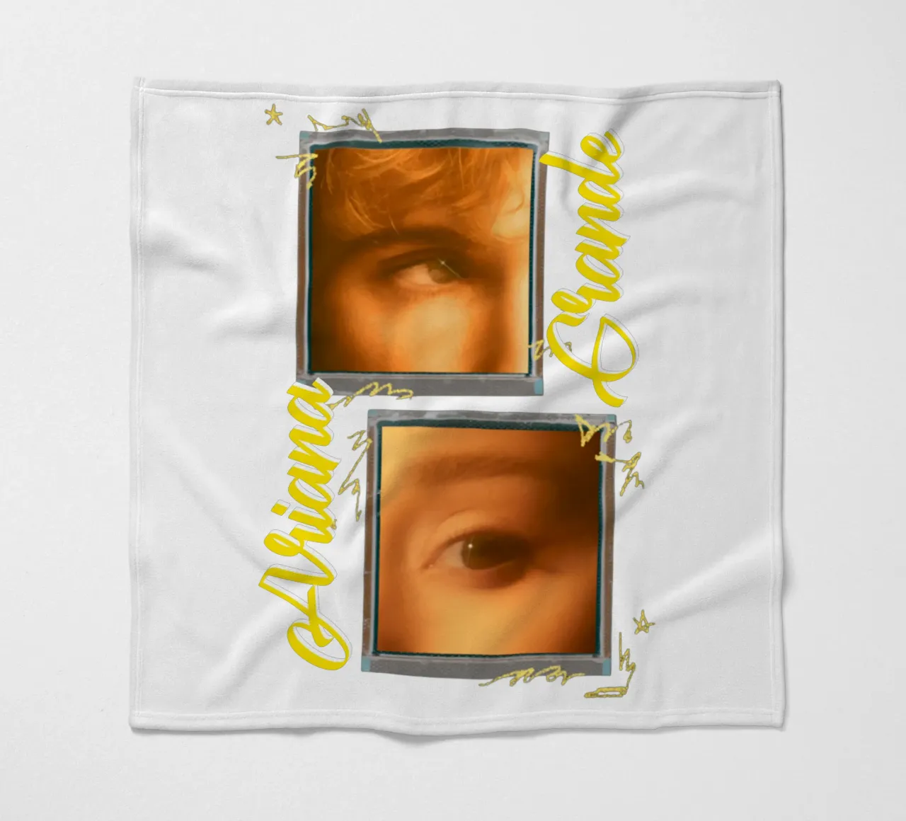Ariana Grande - Singer coperta in pile da Deepness