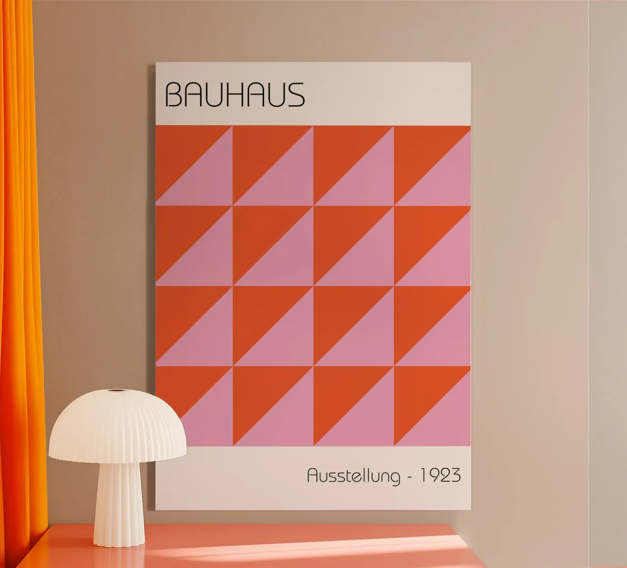 Exposición de la Bauhaus de 1923 Patrón triangular geométrico metacrilato de NorwesClub