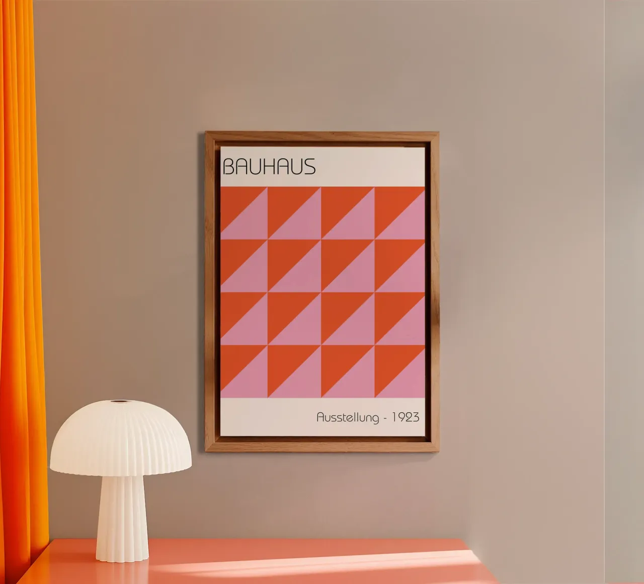 Mostra Bauhaus 1923 Motivo geometrico a triangolo alluminio dibond da NorwesClub