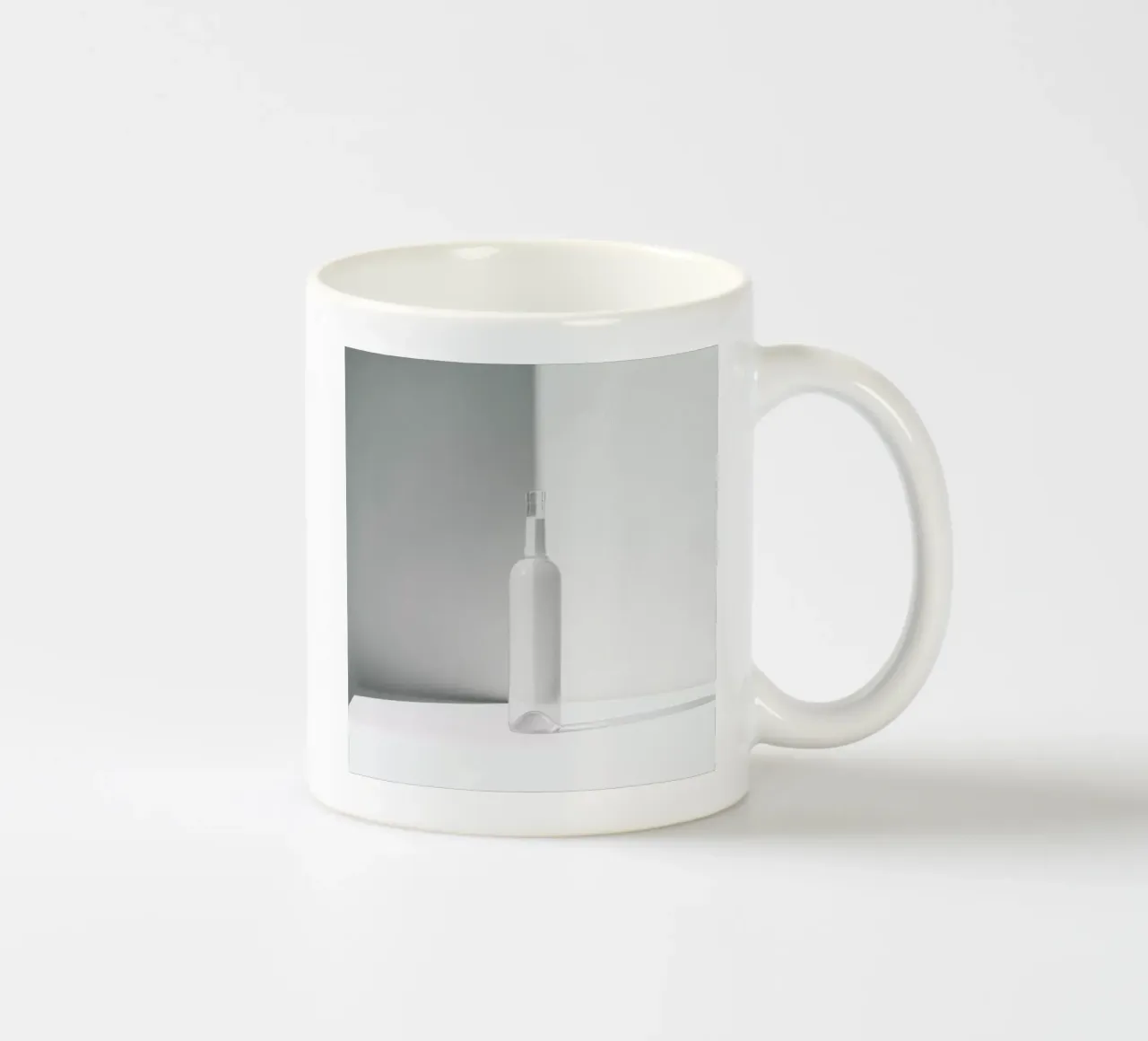 Bottle Minimal tazza in ceramica da George Griefy