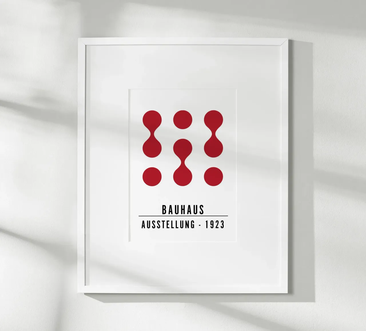 Mostra Bauhaus 1923 Figure geometriche Rosso poster con telaio in alluminio da NorwesClub