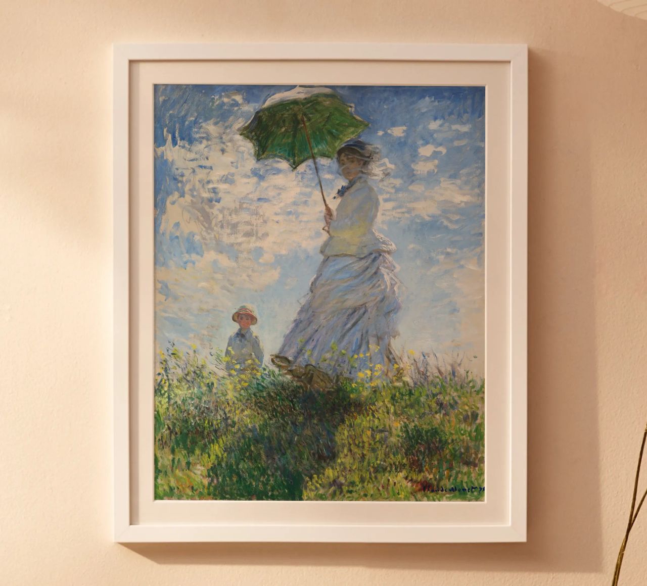 Claude Monet Frau mit Sonnenschirm -Madame Monet und ihr Sohn Poster von Monet Art Prints