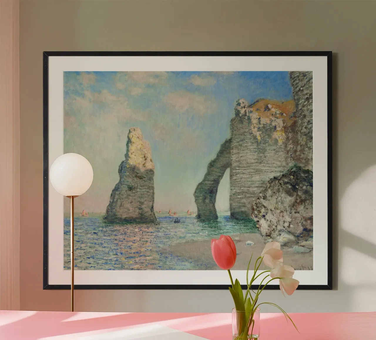 Le scogliere di Étretat di Claude Monet (1885) poster con telaio in alluminio da Monet Art Prints