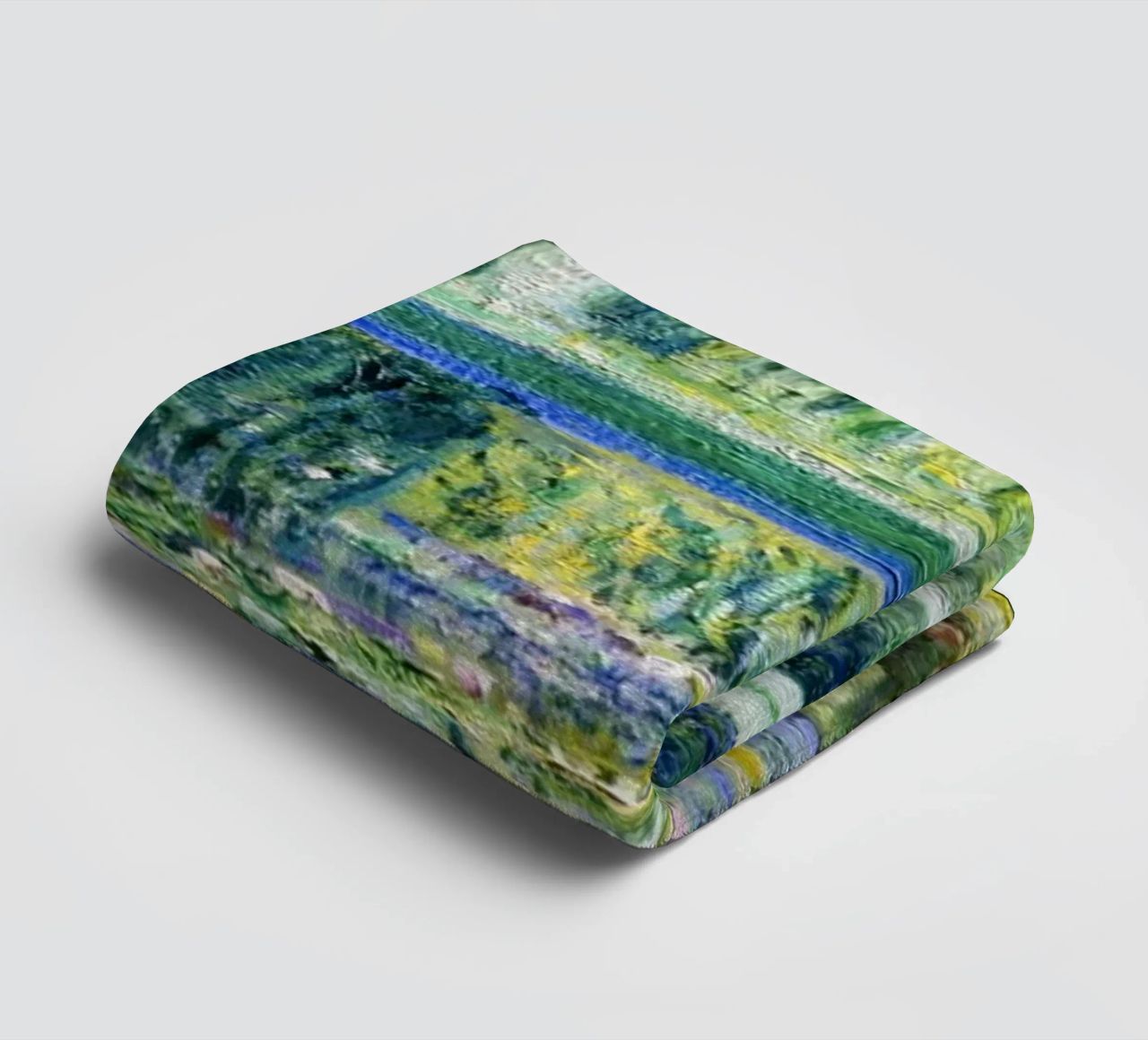 Claude Monets Seerosen und japanische Brücke Handtuch von Monet Art Prints