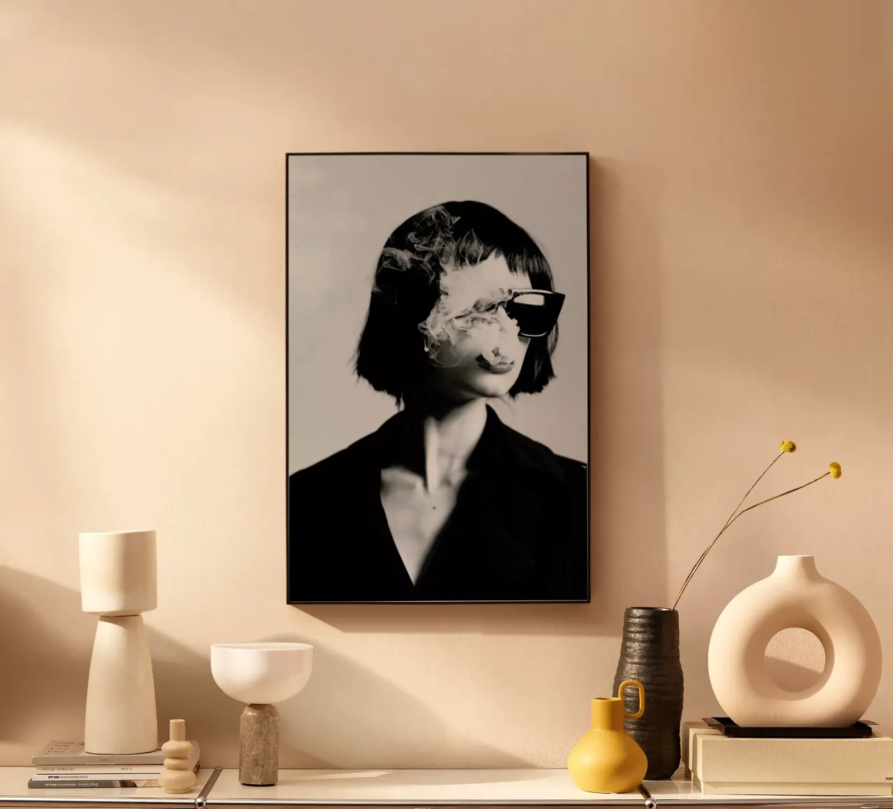 Smoke III plexiglass da Runway Collective