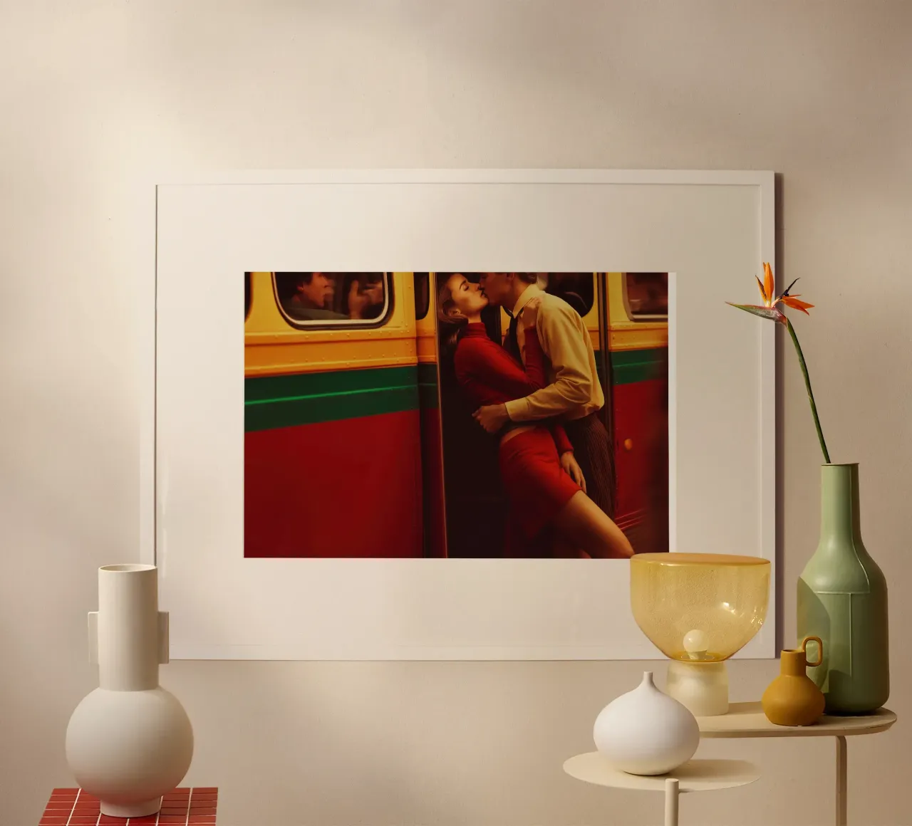 Amanti della metropolitana | Digitales Polaroid poster con telaio in legno da Autofocus