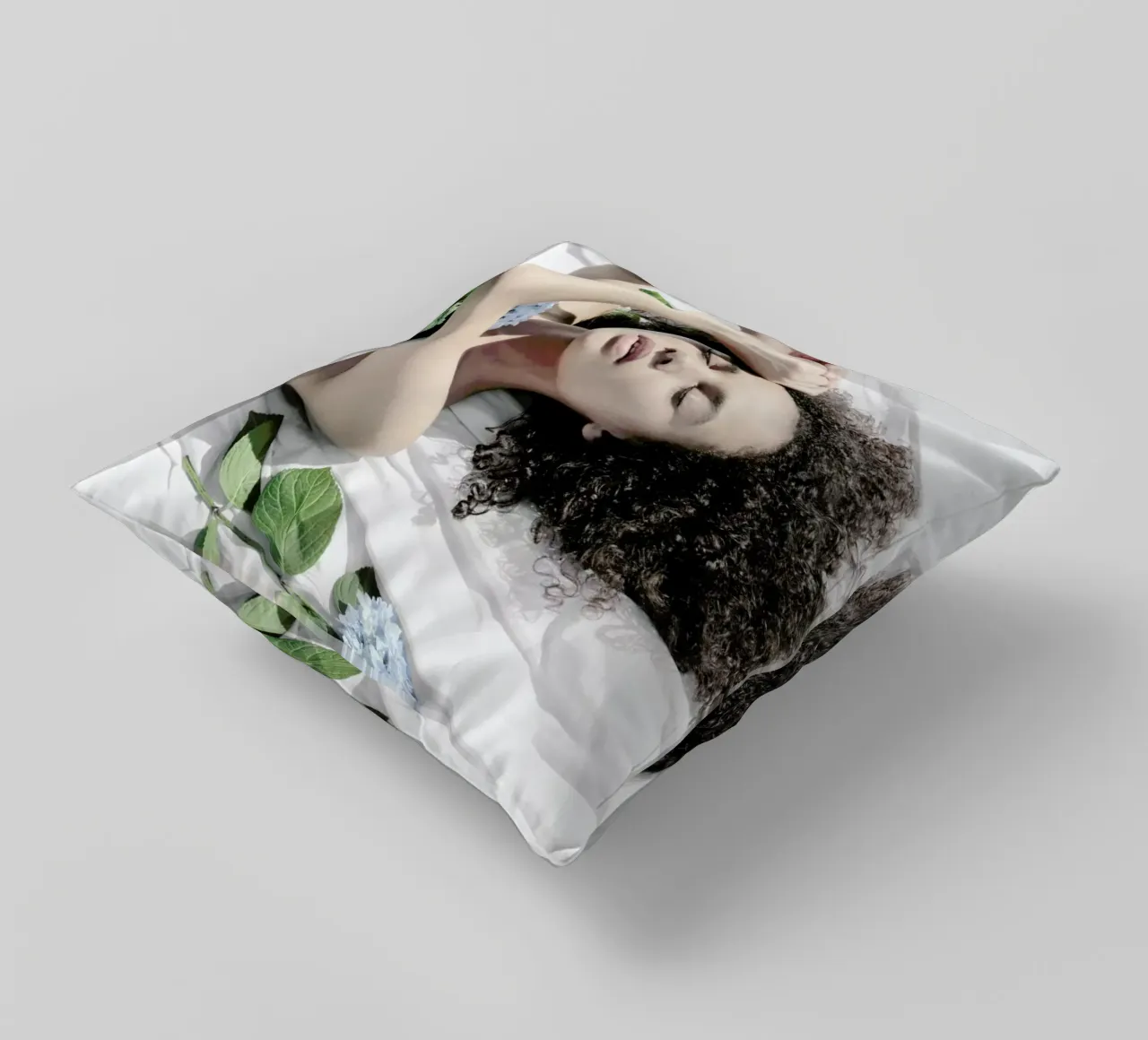 Fairytale cuscino da George Griefy
