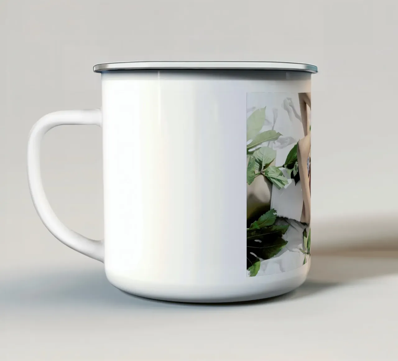 Fairytale tazza in smalto da George Griefy