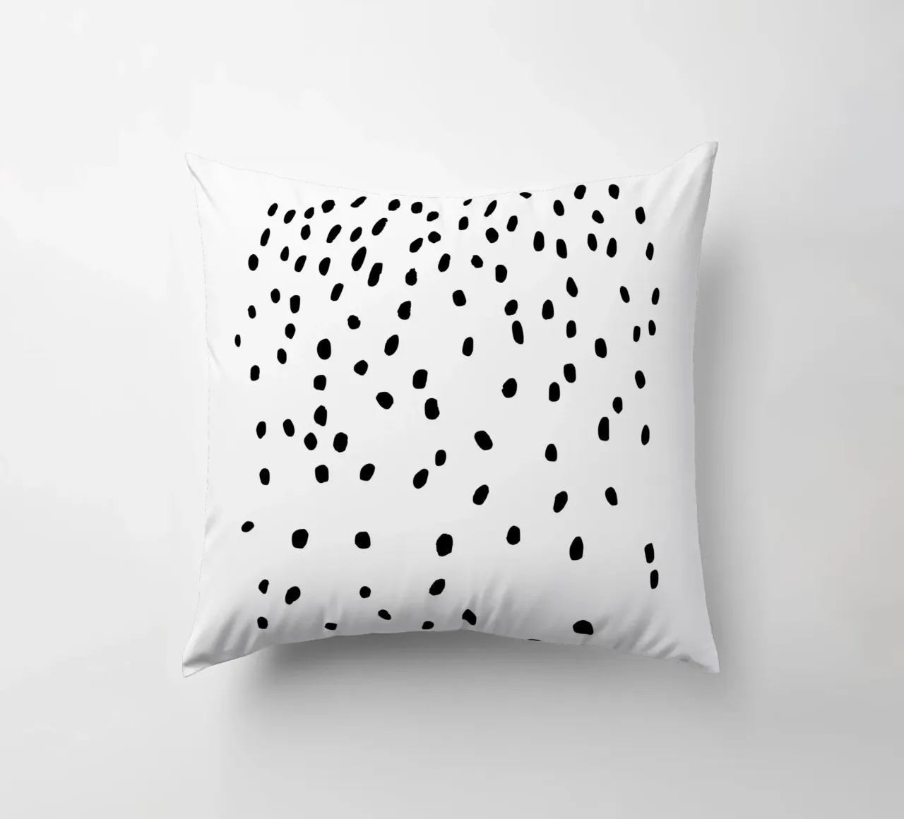 Puntini in bianco e nero cuscino da Second Canvas