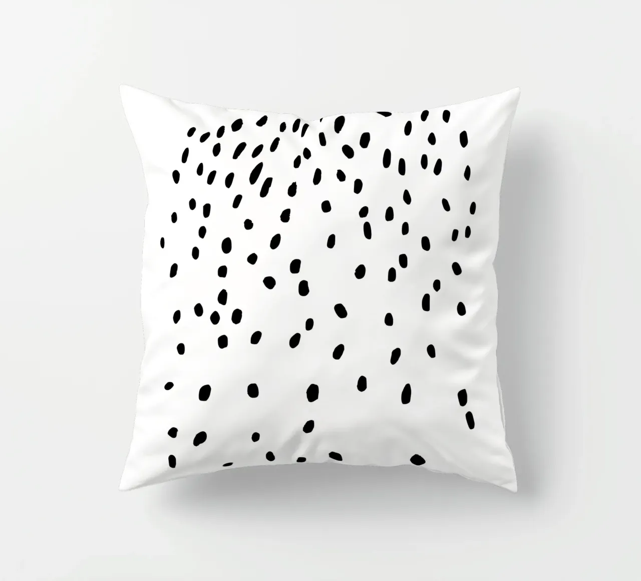 Puntini in bianco e nero cuscino da Second Canvas
