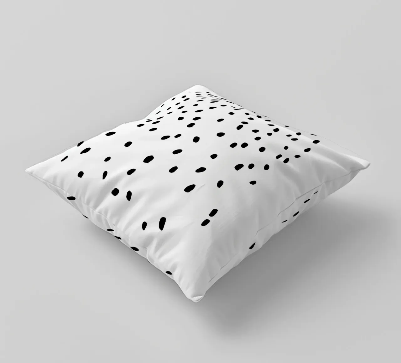 Puntini in bianco e nero cuscino da Second Canvas