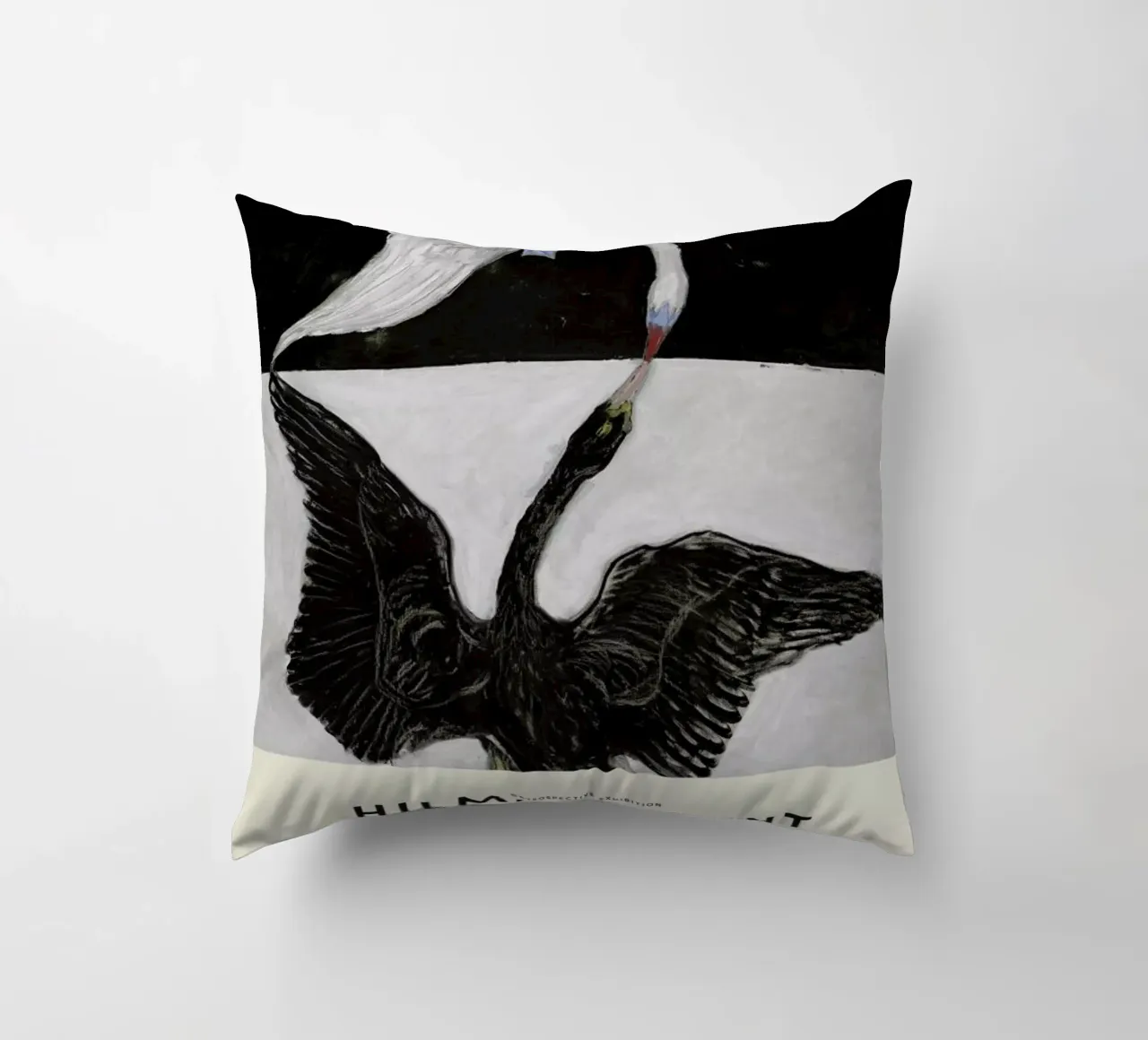 Hilma af Klint - The Swan, No. 1 cuscino da Vintage by JUNIQE