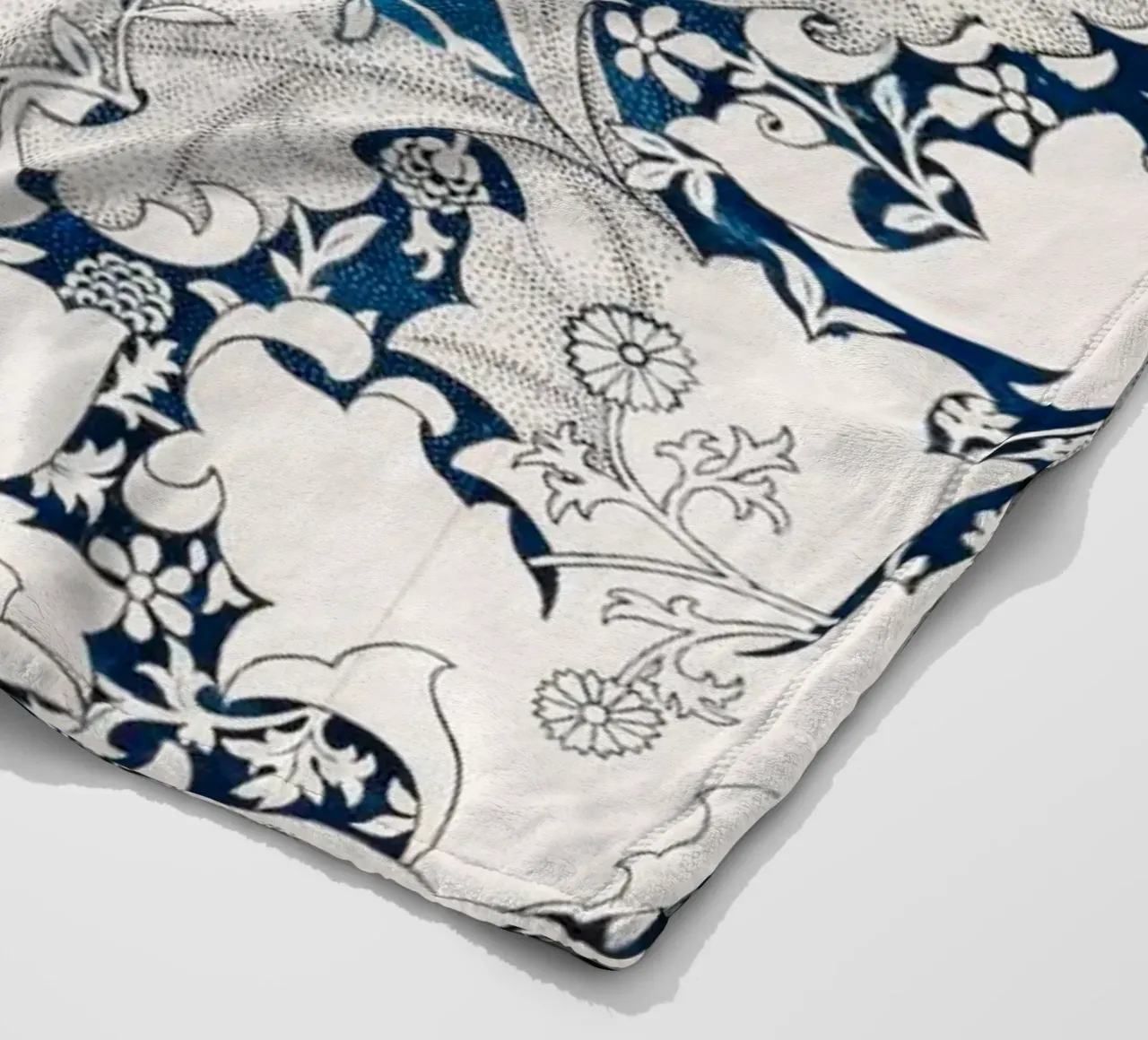 Pattern Blumen Deko Fleecedecke von Second Canvas