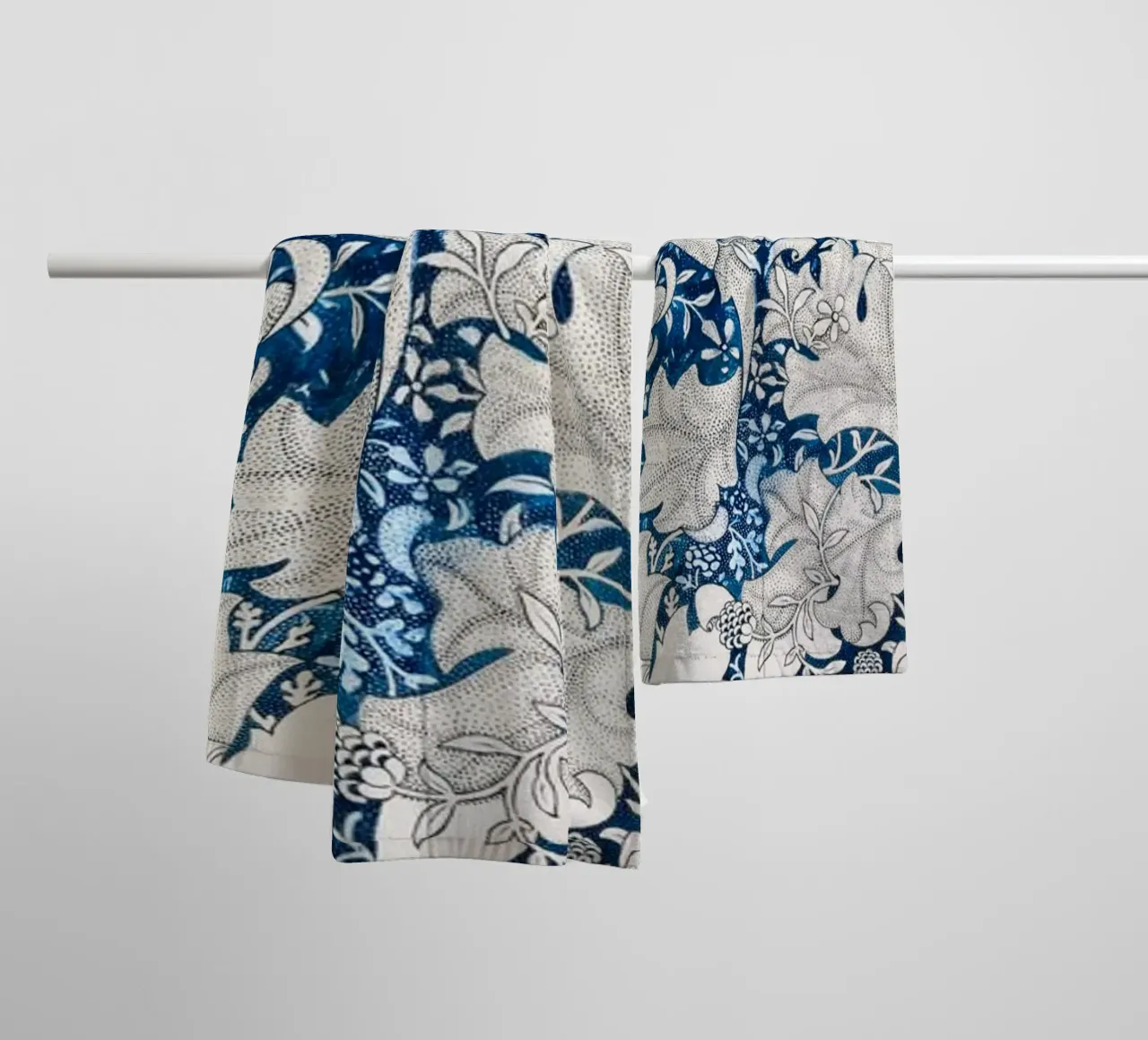 Pattern Blumen Deko badhanddoek van Second Canvas