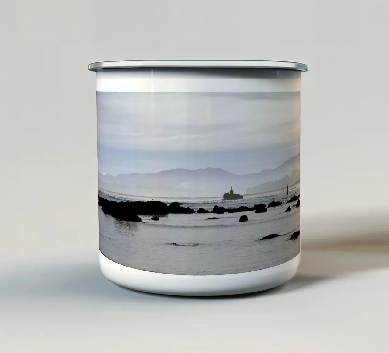 Santande tazza in smalto da Marlene Sørensen