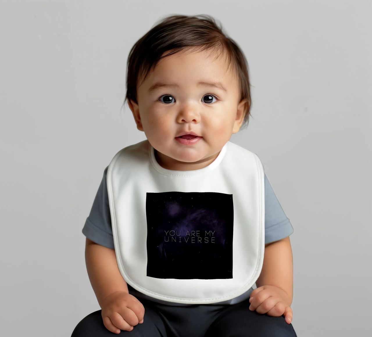 Universe bavaglino da Leah Flores