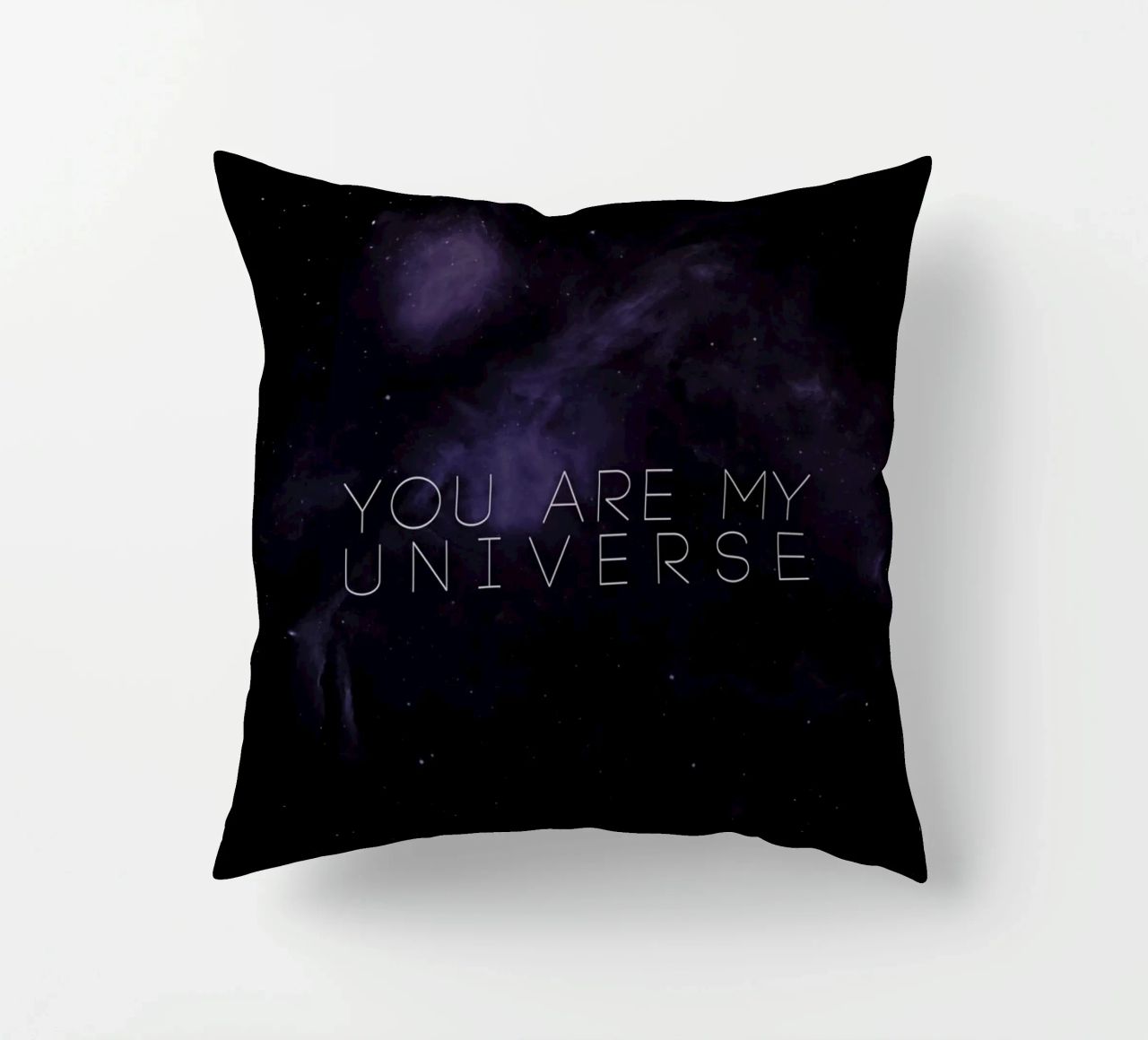Universe cuscino da Leah Flores