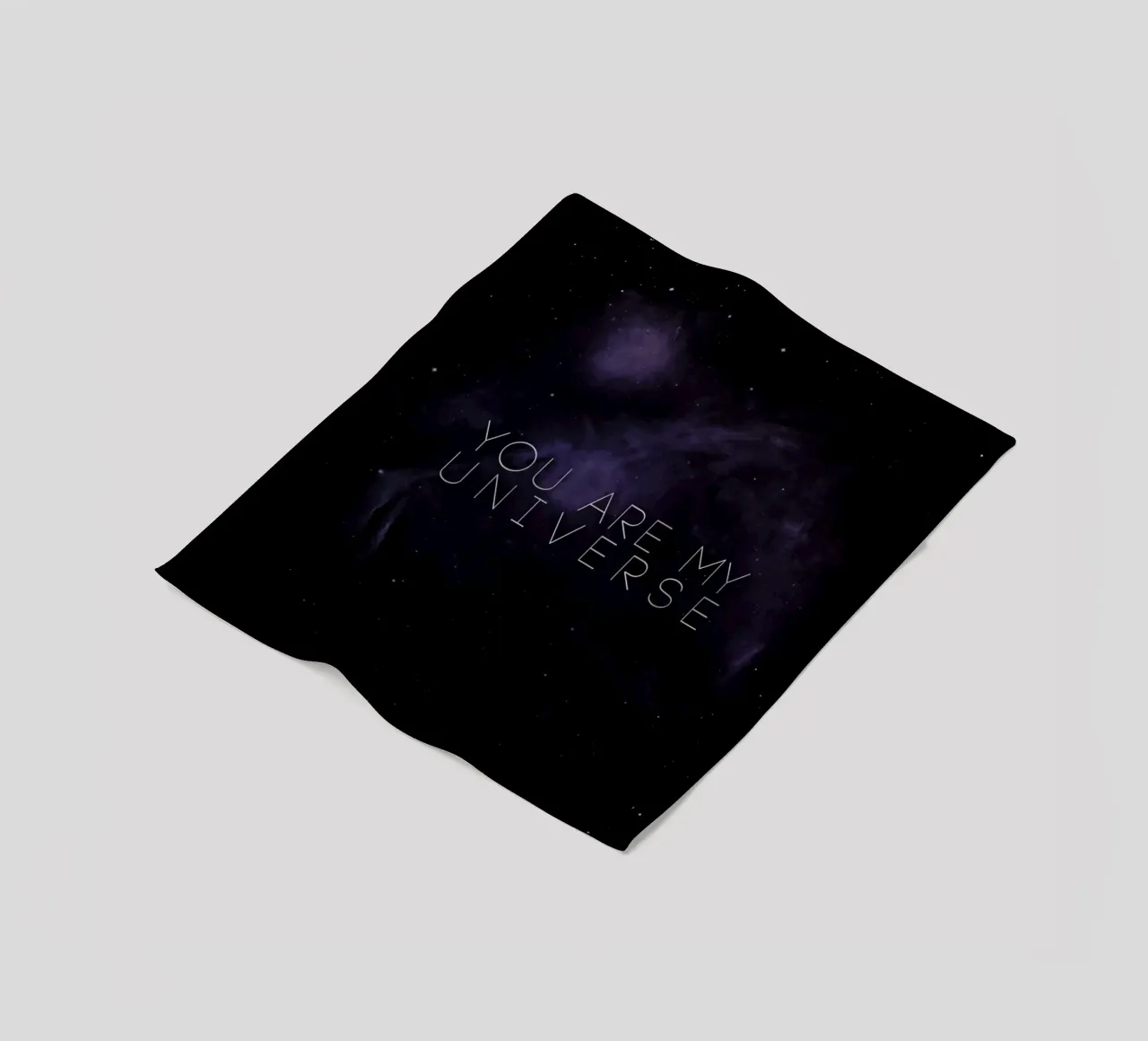 Universe coperta in pile da Leah Flores