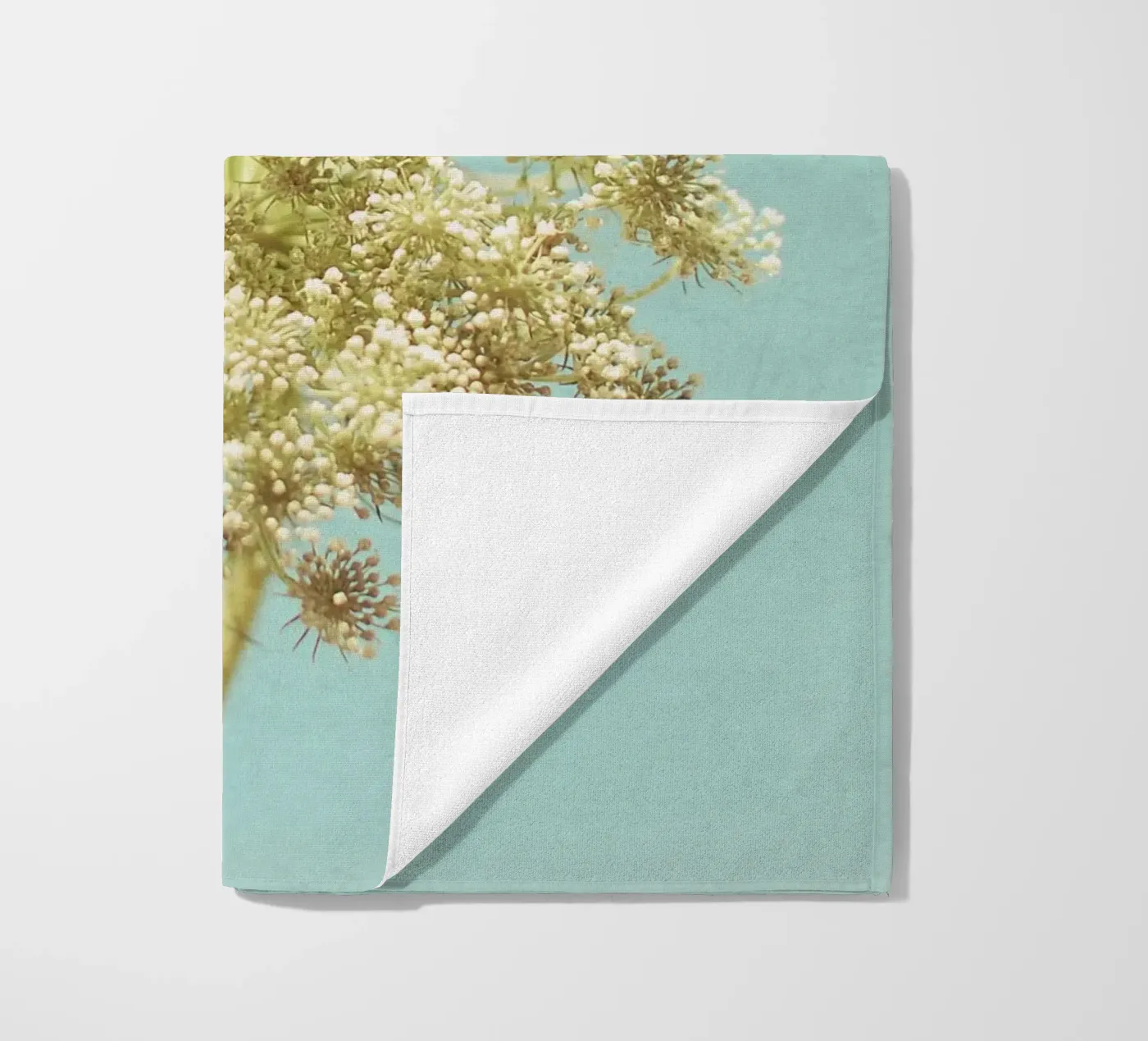 Lichtgevend strandhanddoek van Cassia Beck Photography