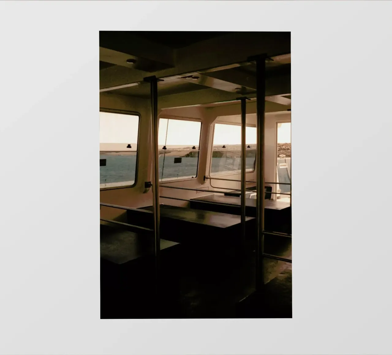 Go Somewhere pellicola backlit da Sebastian Hilgetag