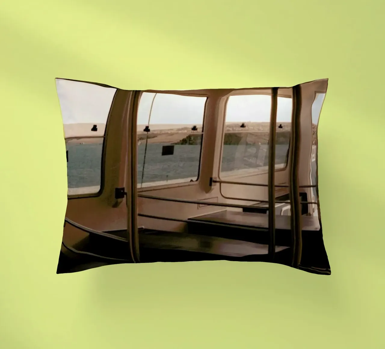 Go Somewhere cuscino da Sebastian Hilgetag