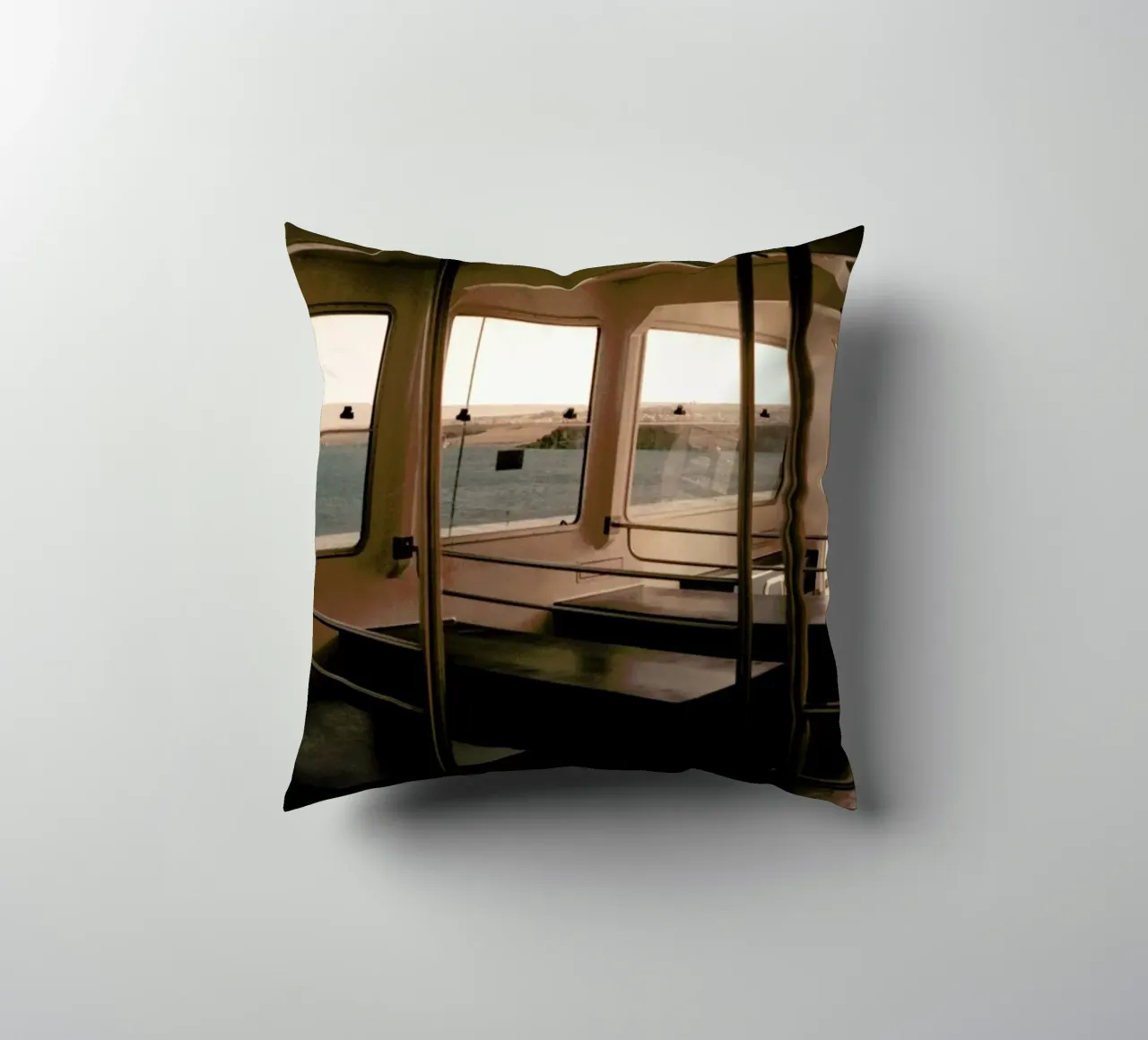 Go Somewhere cuscino da Sebastian Hilgetag