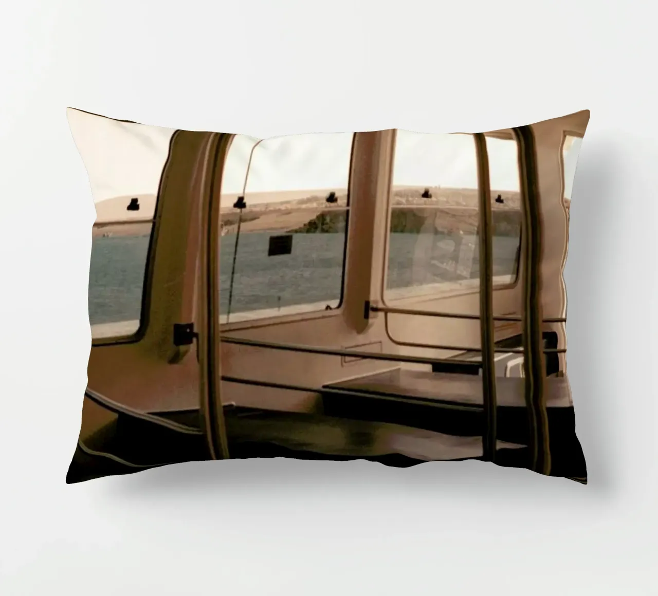 Go Somewhere cuscino da Sebastian Hilgetag