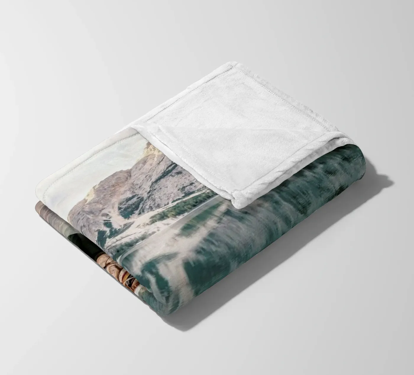 Dolomites fleecedeken van METROPOLIS