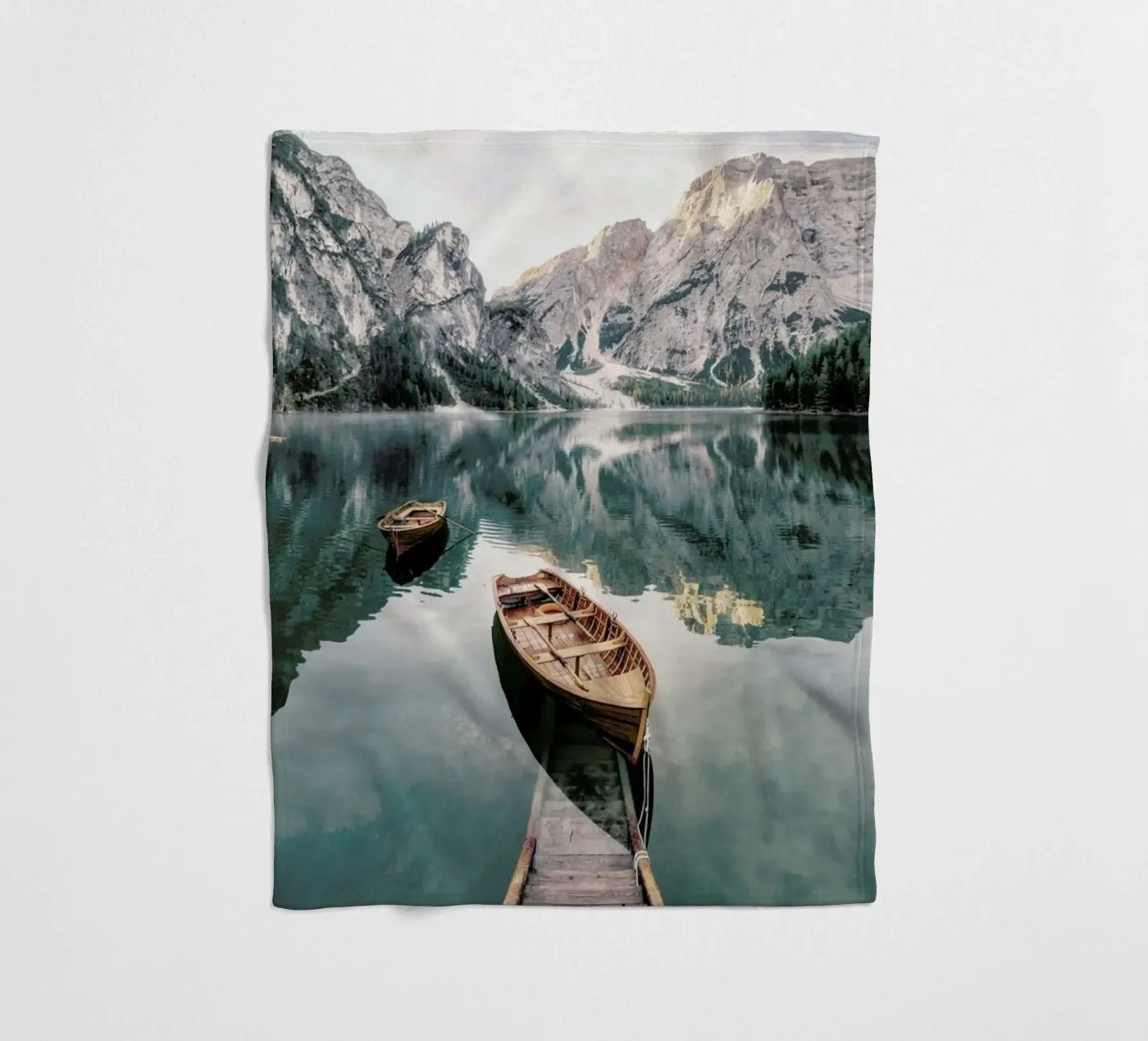 Dolomites fleecedeken van METROPOLIS