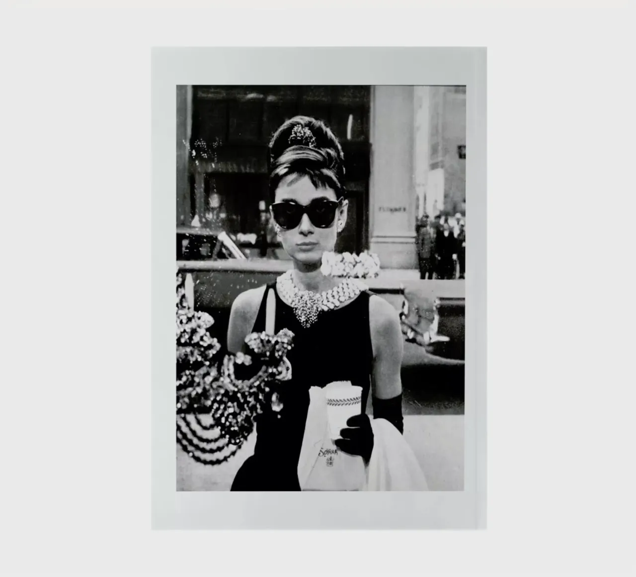 Audrey Hepburn in Breakfast at Tiffany's, 1961 diario da Gallery Print and Art Limited