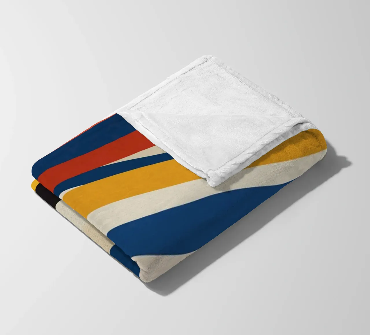 Striscia ondulata bauhaus tricolore coperta in pile da Little Dean
